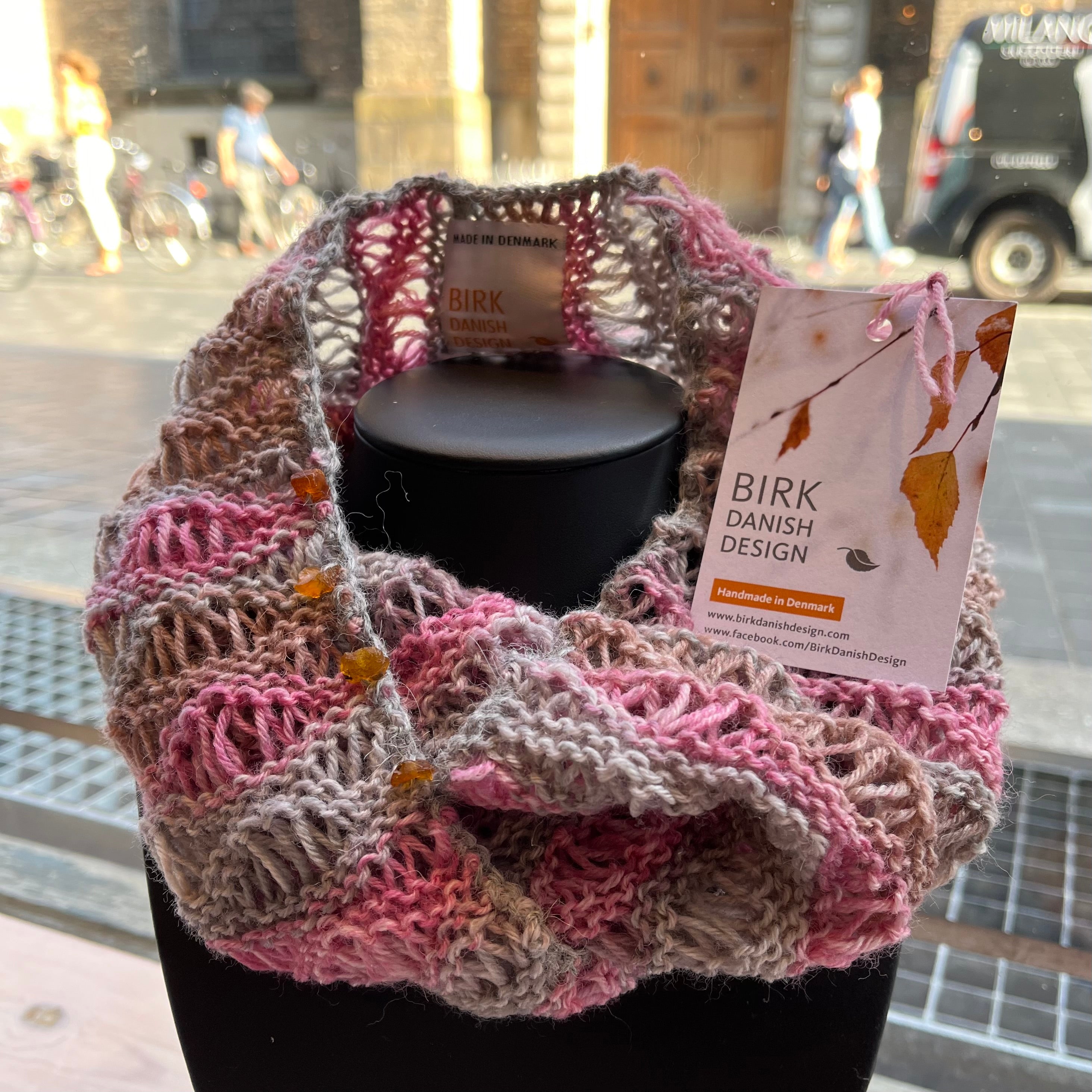 Alpaca / wool mix BIRK möbius scarf with amber. Choose colour
