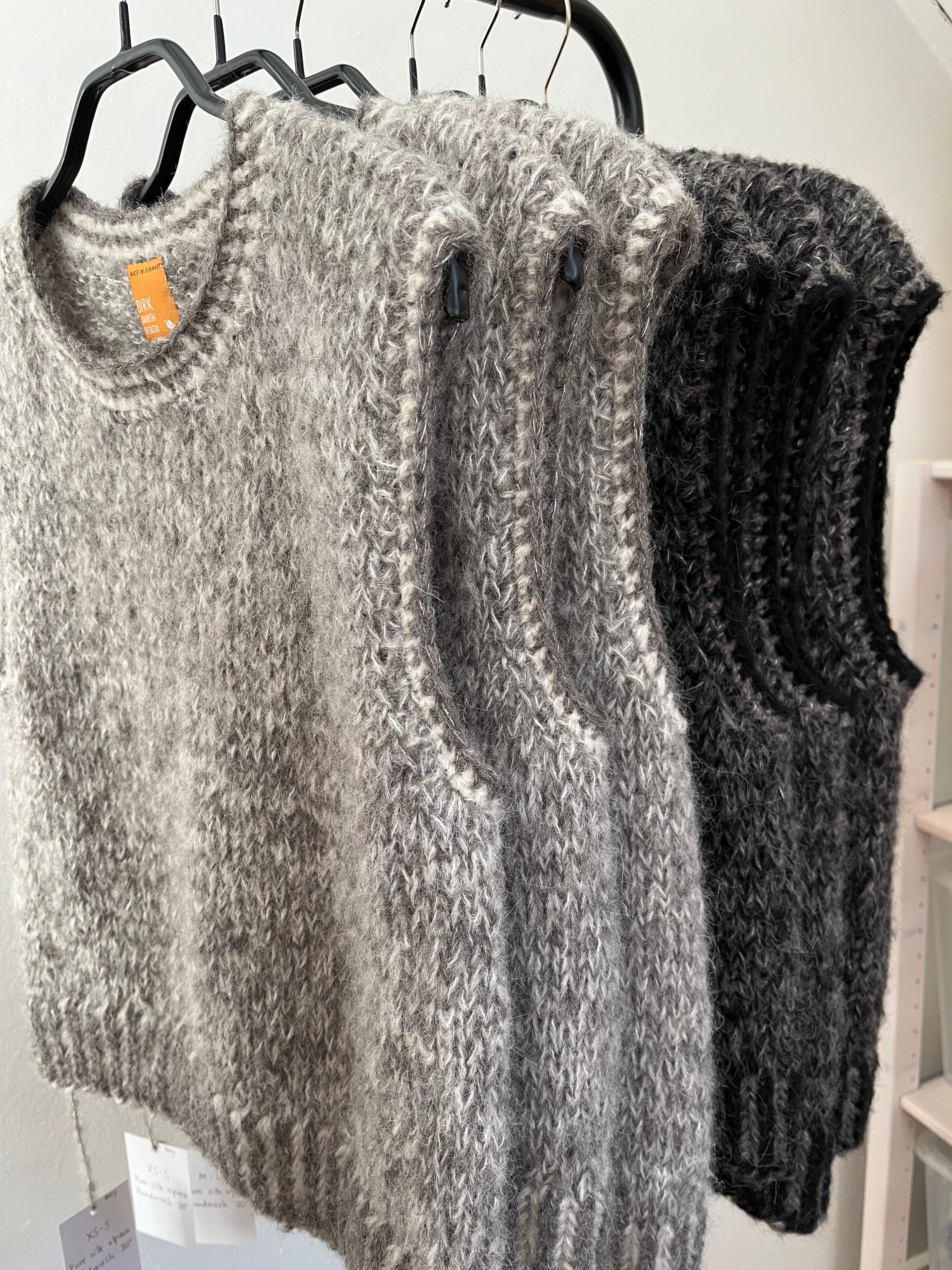 BIRK silk alpaca vest. Choose colour and size
