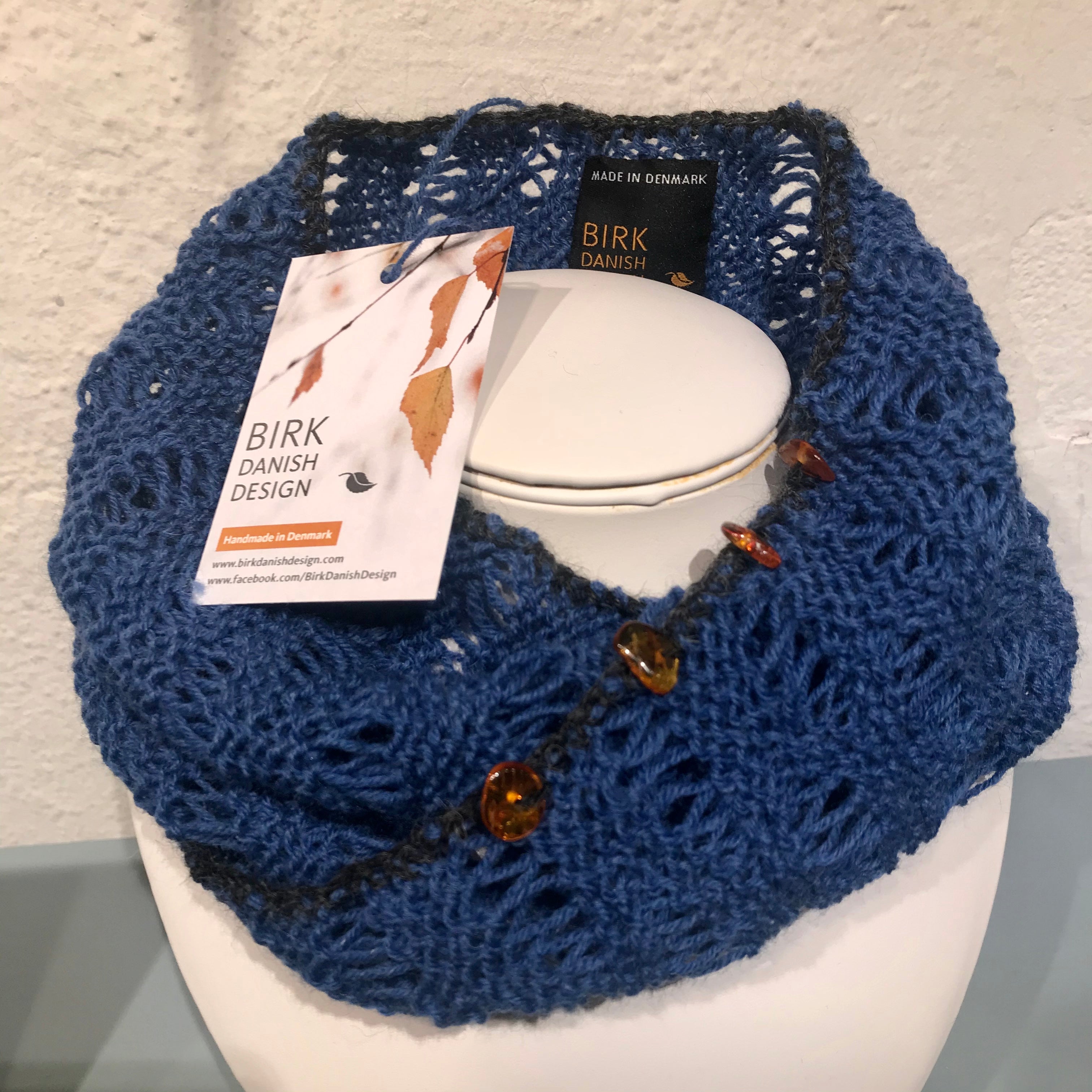 Alpaca BIRK möbius scarf with amber. Choose colour